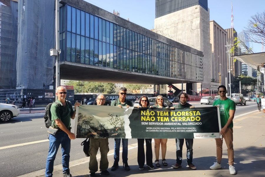 Panfletagem realizada no MASP em julho de 2024. Foto: Cortesia / servidores